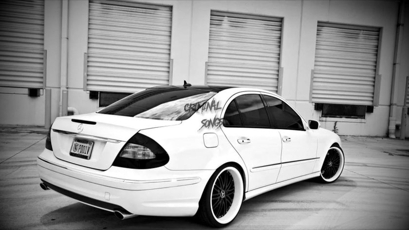 Mercedes-Benz w211 White