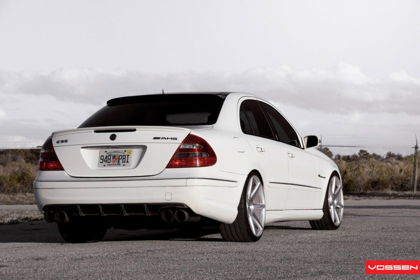 Мерседес w211 AMG