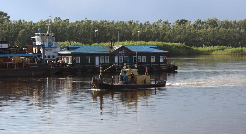 Судно брандвахта Уфа