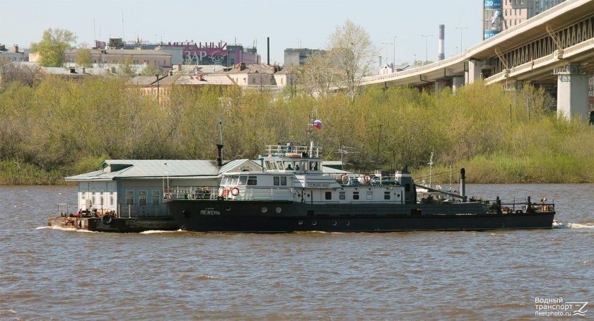 Путейский 402 теплоход