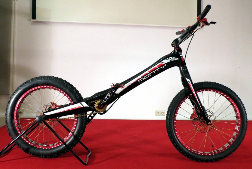 Велосипед МТБ триал