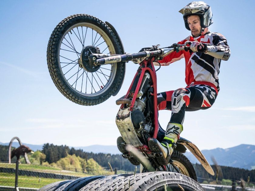 Адам рага мототриал