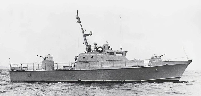 Патрульный катер гриф 1400