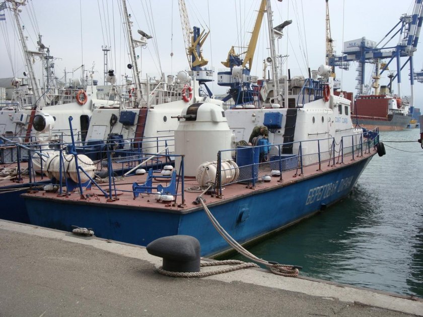 Катер 1400м гриф