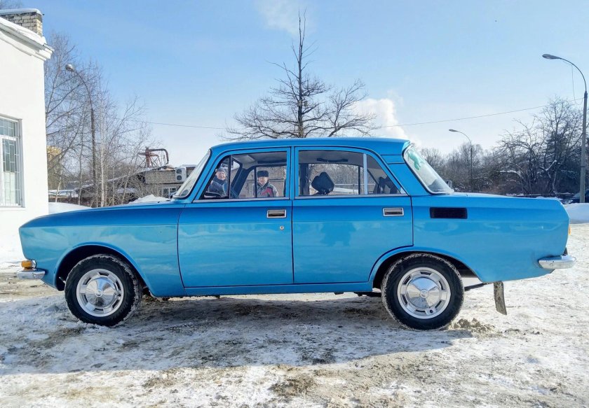 Москвич 2140 Садко