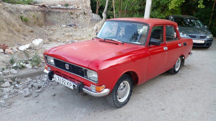 Москвич 2140 цвет Василек