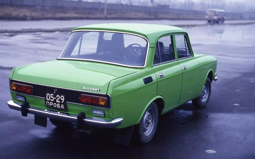 АЗЛК-2140 «Москвич»