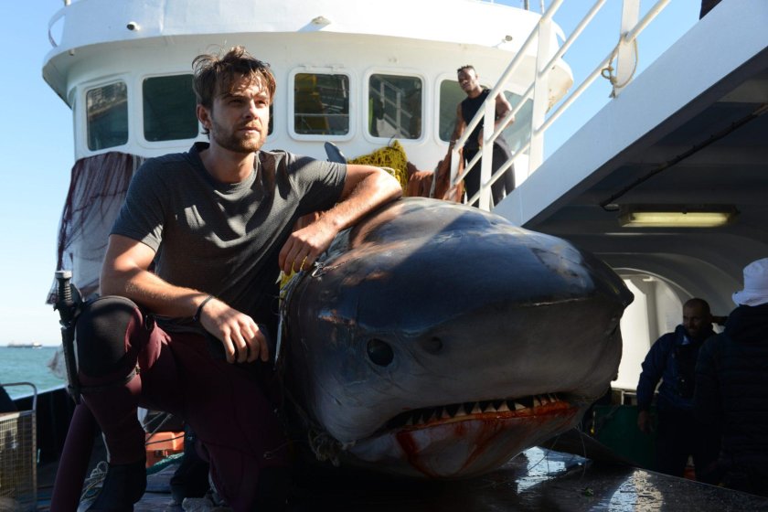 Фильм Deep Blue Sea 3 2020