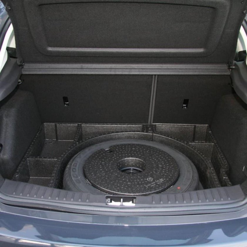 Ford Focus 2 багажник