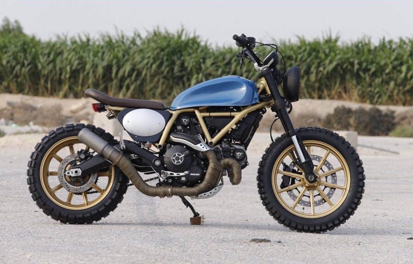 Дукати скремблер мотоцикл