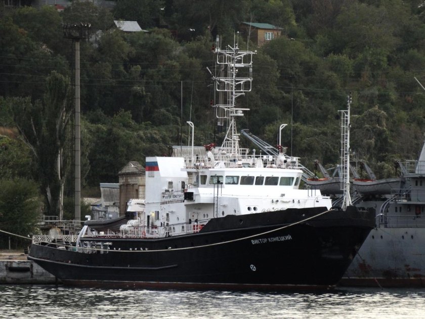 Виктор Конецкий буксир