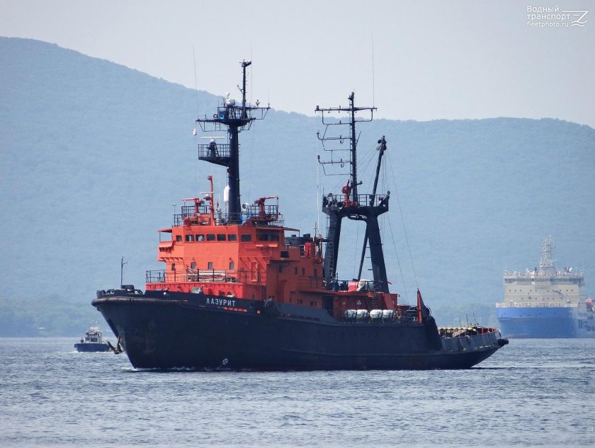 Буксир спасатель лазурит