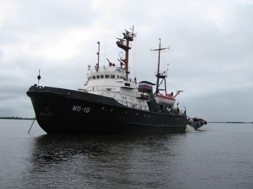 Морской буксир МБ-19
