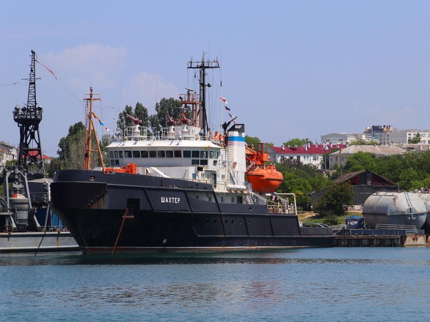 Спасательный буксир Шахтер ЧФ