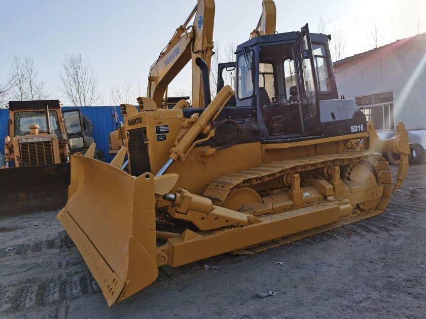 Бульдозер shantui sd 16