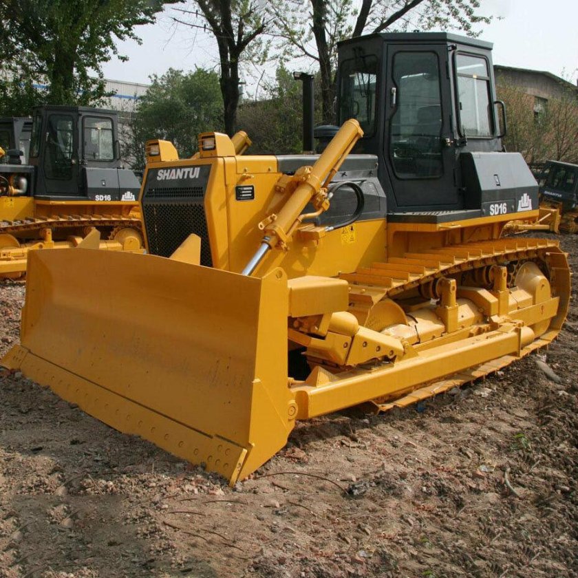 Бульдозер шантуй sd16
