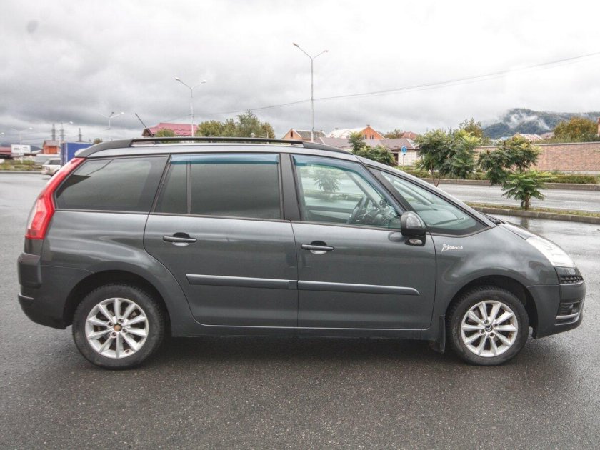 Ситроен с4 гранд пикассо 2008