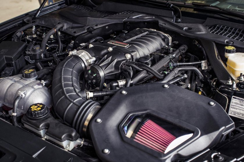 Ford Mustang 5 под капотом