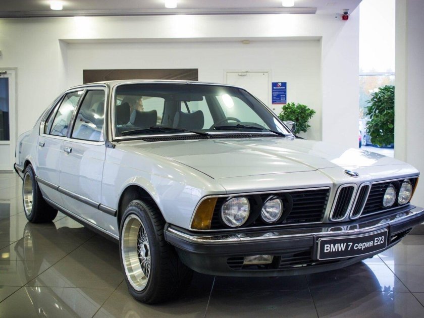 Bmw 7 series (e23) 733i