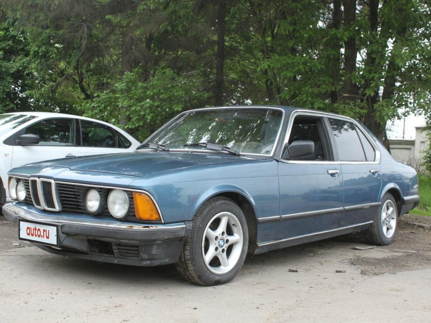 BMW e23 735i