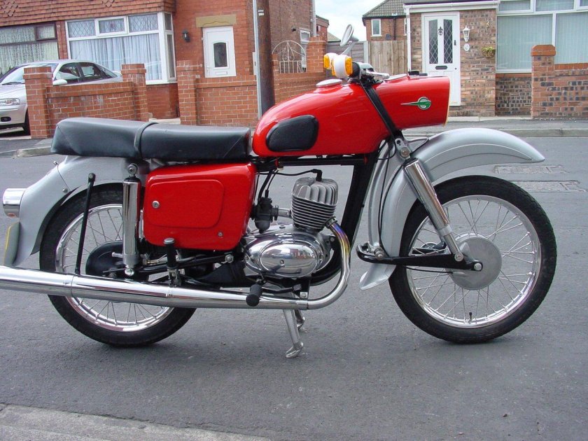 Мотоцикл MZ 150