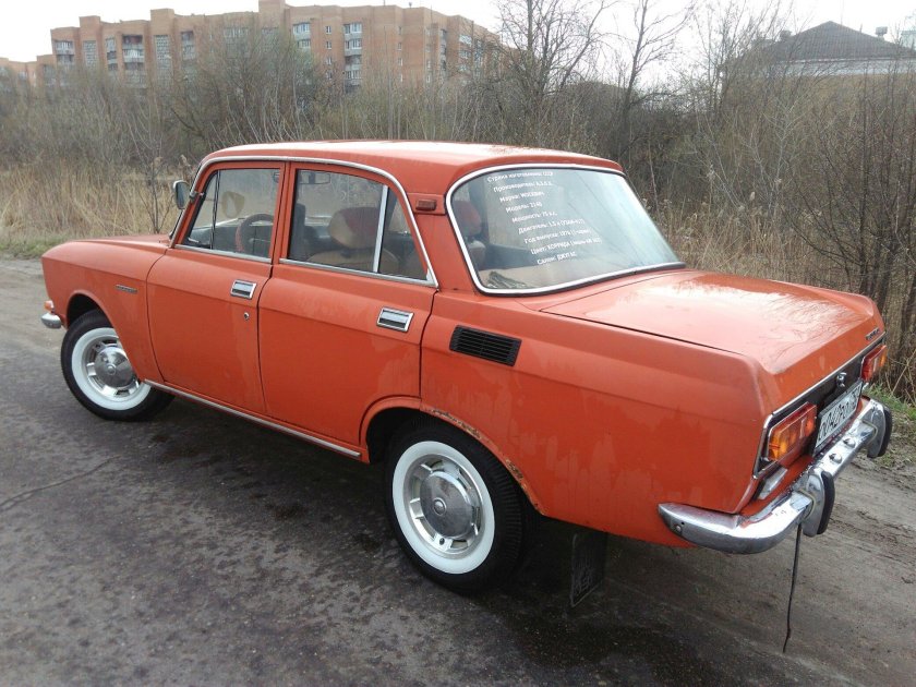 Москвич 2140 красный