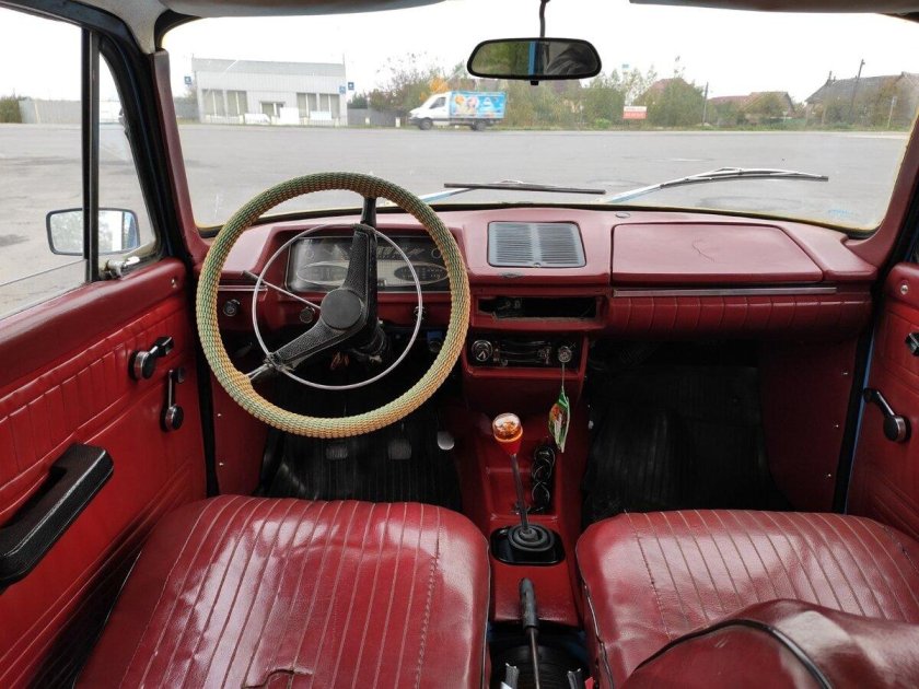 Москвич 427 салон