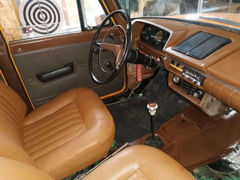 Салон москвич 412