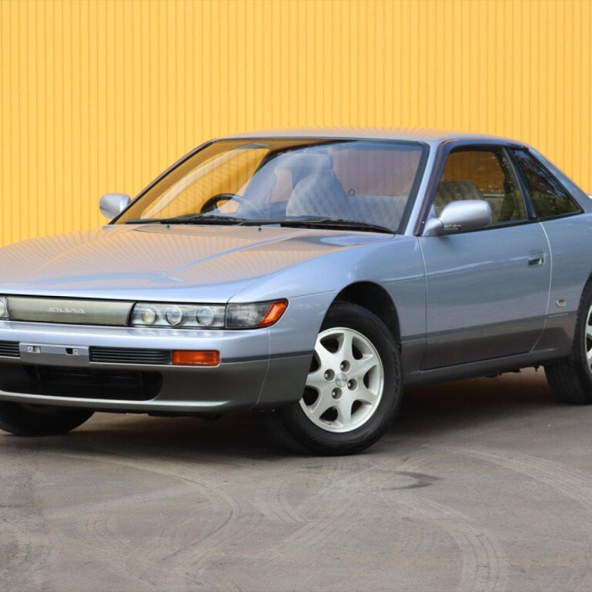 Nissan Skyline r32 4 Door