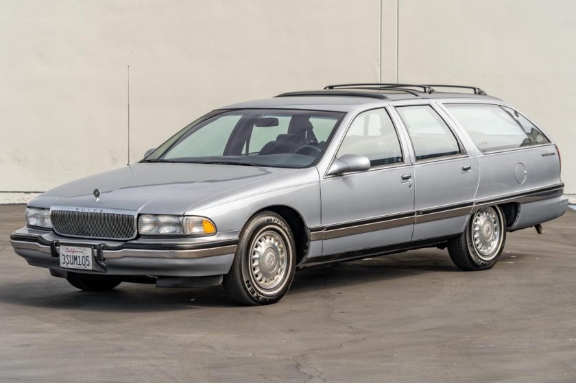 Buick roadmaster wagon