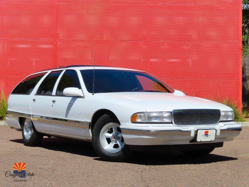 Oldsmobile custom cruiser 1992