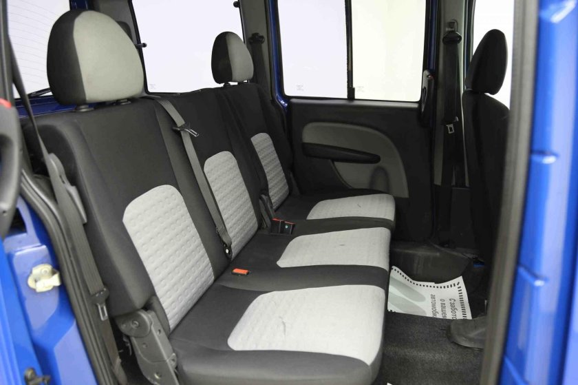 Fiat Doblo 1.4 МТ, 2009,салон сколько мест
