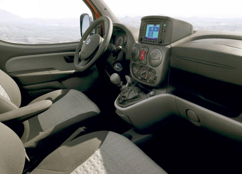 Фиат Добло 2005 салон