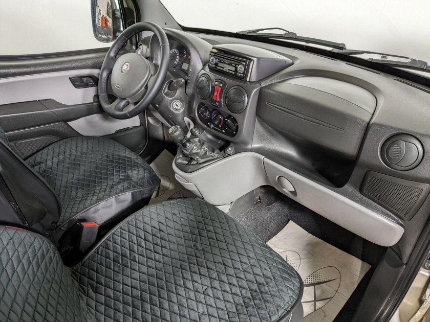 Fiat doblo 2011