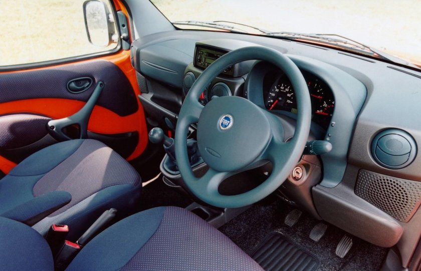 Фиат Добло 2001 салон