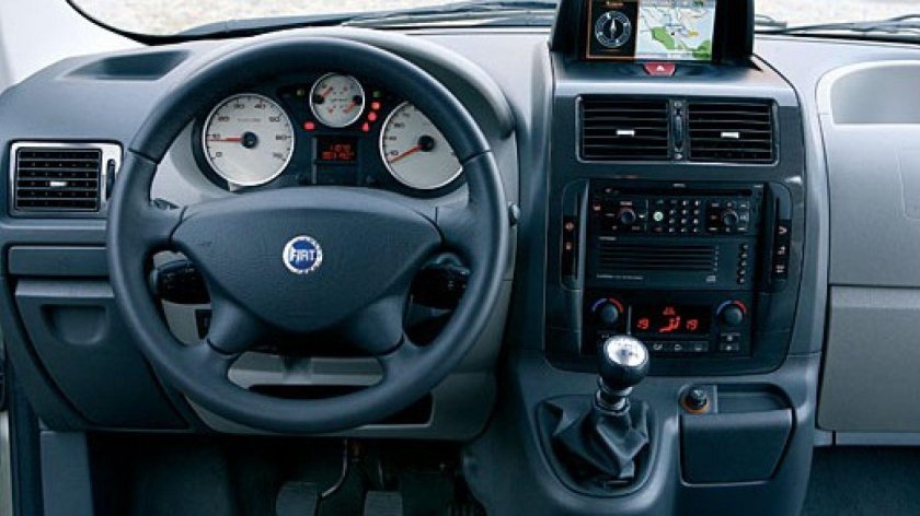 Фиат Добло 2006 салон