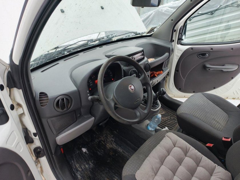 Фиат добло 2005 салон