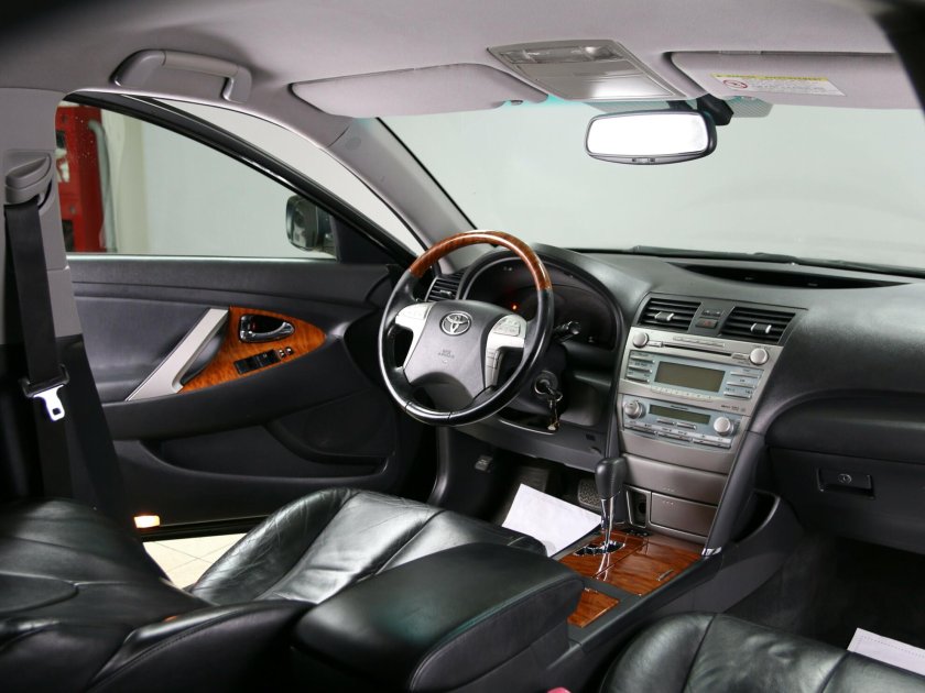 Тойота Камри 40 2.4 салон