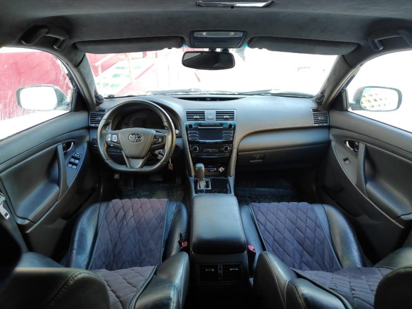 Toyota Camry 40 салон