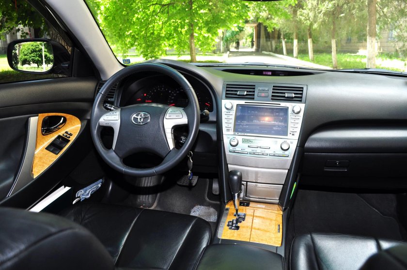 Toyota Camry 40 салон