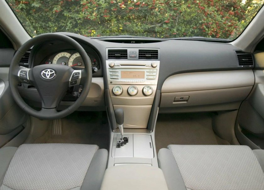 Toyota Camry xv40 салон