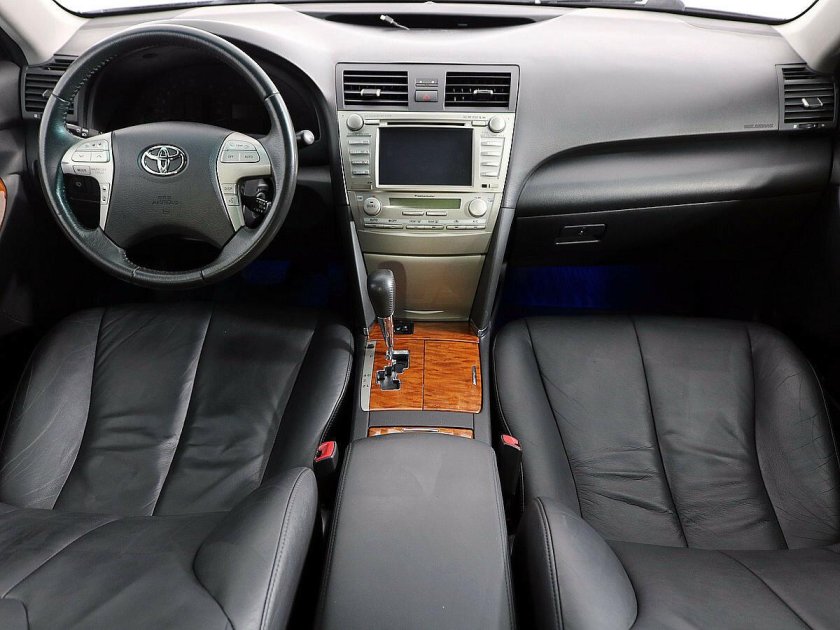 Toyota Camry 40 салон