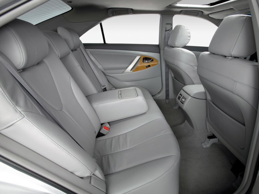 Toyota Camry xv40 салон сзади