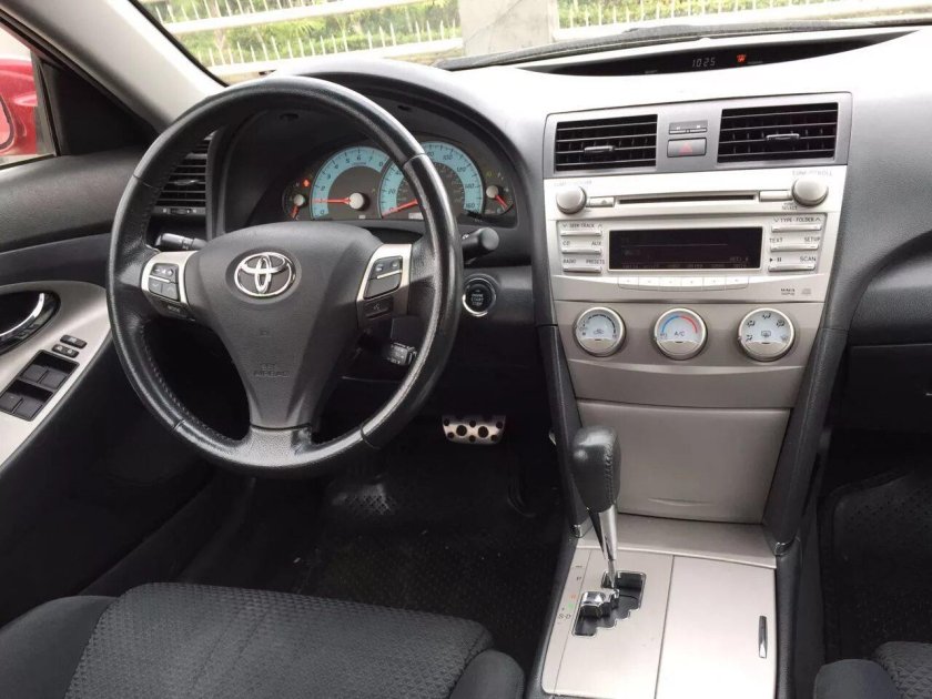Toyota camry 40 салон