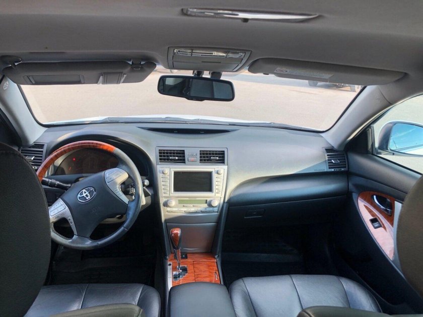 Toyota Camry xv40 Interior