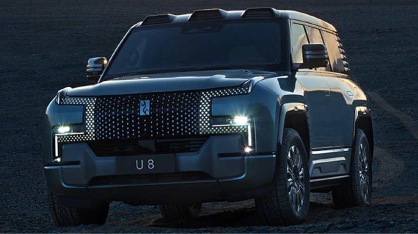 BYD u8