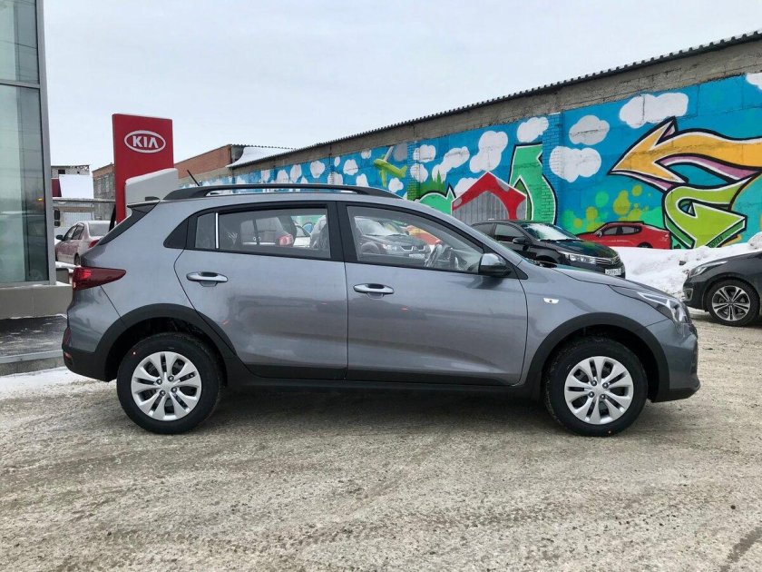Kia Rio x серый 2021