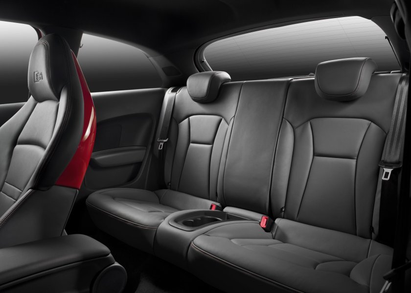 Audi a1 салон сзади