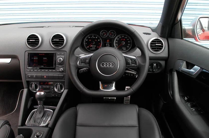 Audi rs3 2012 салон