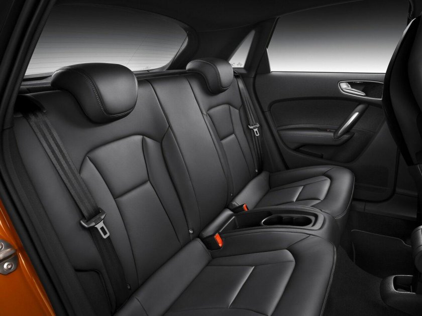 Audi a1 Sportback салон